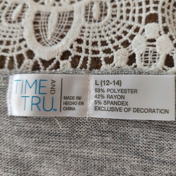 Merona woman gray/white top. Size L Coverup. Rayon , spandex. Lace Stretchy  lig - Picture 5 of 5
